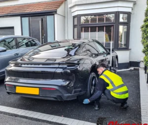 mobile car tyre replacement