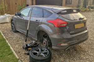 Mobile tyre fitting service in Hertfordshire and North London
