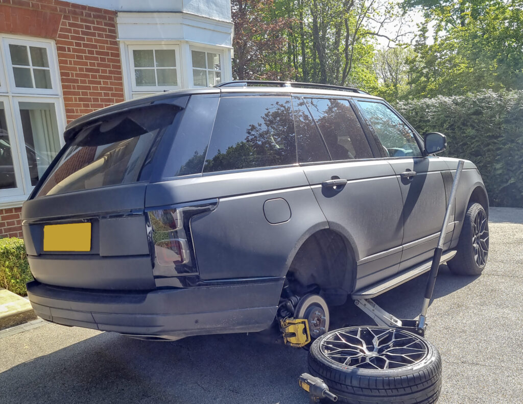 How to buy tyres in North London with confidence