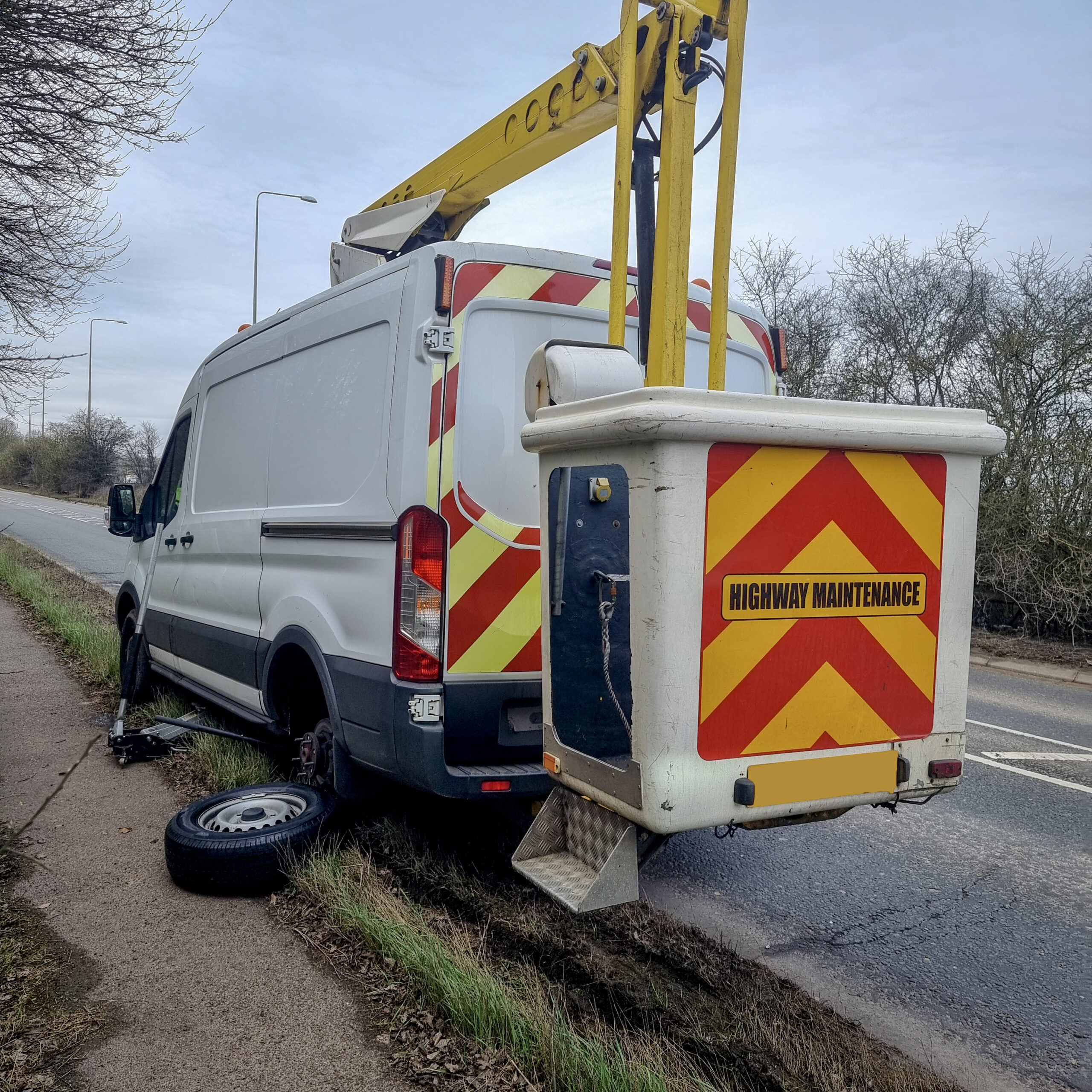 Van tyre fitting