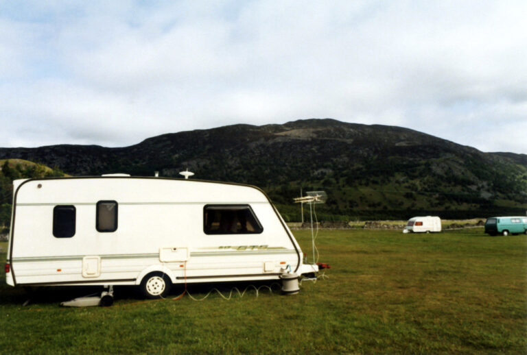 Caravan tyre fitting